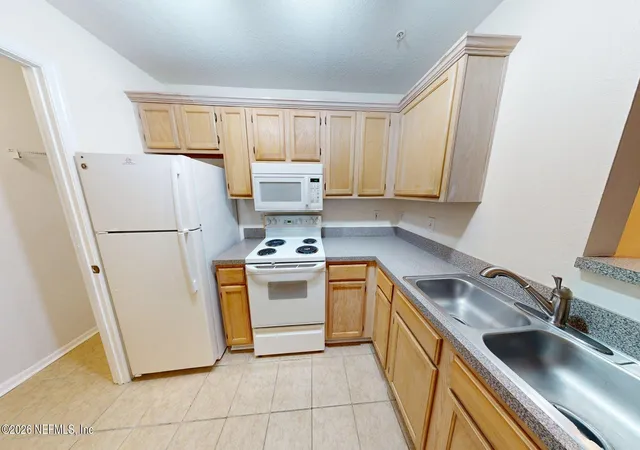 Photo 3 of Condo for sale at 7701 Timberlin Park Blvd #1022, Jacksonville, FL 32256 | MLS# 2163782 | Listing updated on 2026-09-07