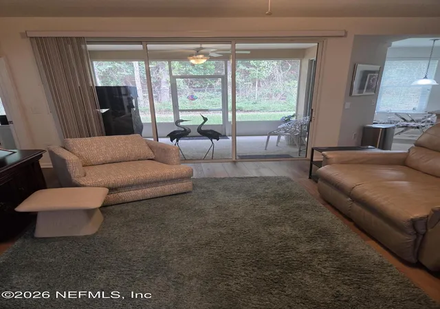 Listing Photo 5 - Condo for sale in building located at 8731 Little Swift Cir, Jacksonville, FL 32256 - Unit #23C