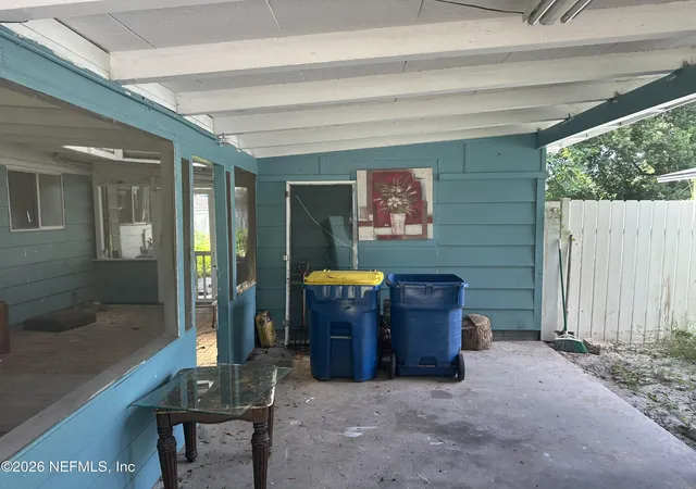 Photo 2 of Single family home for sale at 6304 Sprinkle Dr N, Jacksonville, FL 32211 | MLS# 2164241 | Listing updated on 2026-09-20