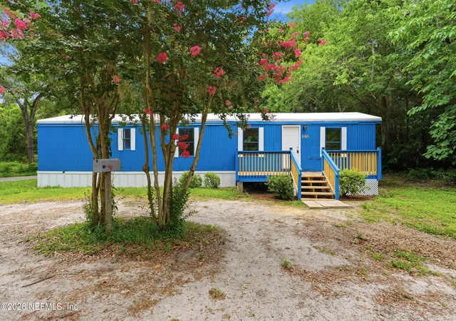 Photo 3 of Manufactured home for sale at 1212 Ne 1st Avenue, Williston, FL 32696 | MLS# 2163812 | Listing updated on 2026-09-15