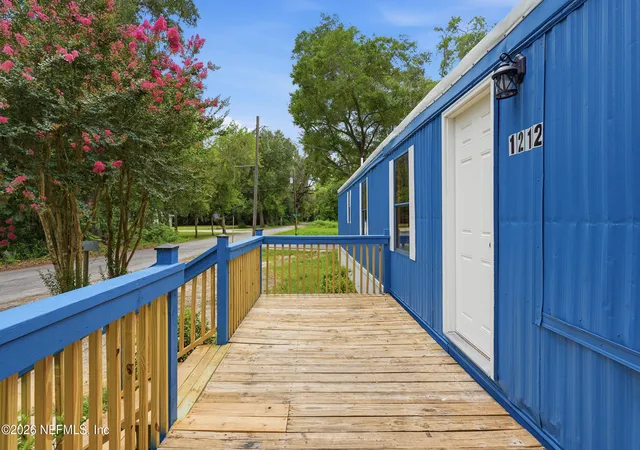 Photo 4 of Manufactured home for sale at 1212 NE 1st Avenue, Williston, FL 32696 | MLS# 2163812 | Listing updated on 2026-09-15