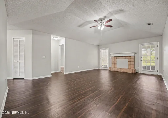 Photo 2 of Single family home for sale at 6284 Windward Ct, Fleming Island, FL 32003 | MLS# 2164734 | Listing updated on 2026-09-14