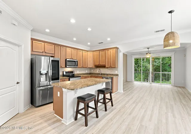 Photo 4 of Townhouse for sale at 547 Evening Sky Dr, Oviedo, FL 32765 | MLS# 2163965 | Listing updated on 2026-09-13
