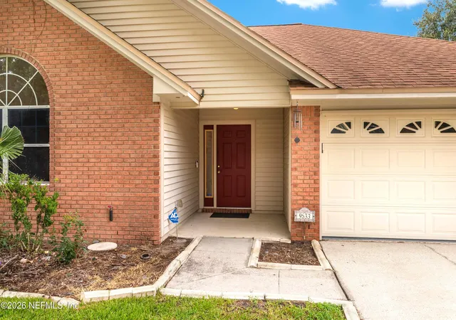 Photo 2 of Single family home for sale at 9633 E Pritmore Rd, Jacksonville, FL 32257 | MLS# 2163954 | Listing updated on 2026-09-10