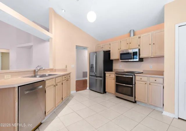 Photo 3 of Single family home for sale at 9633 E Pritmore Rd, Jacksonville, FL 32257 | MLS# 2163954 | Listing updated on 2026-09-10