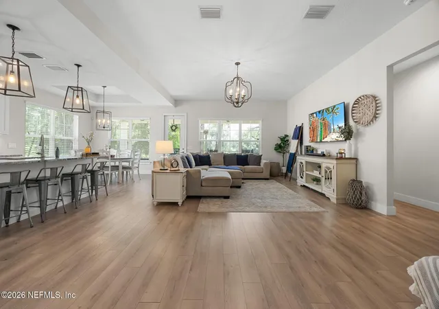 Photo 3 of Single family home for sale at 619 SW Bellflower Dr, Lake City, FL 32024 | MLS# 2163863 | Listing updated on 2026-09-15