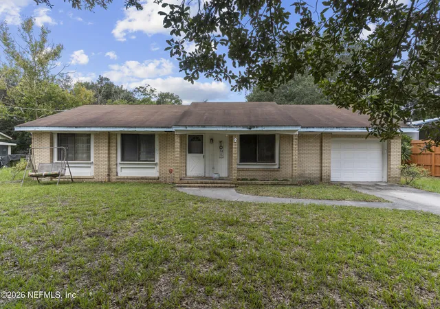Photo 4 of Single family home for sale at 13606 Lanier Rd, Jacksonville, FL 32226 | MLS# 2163879 | Listing updated on 2026-09-08