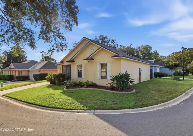 Photo 3 of Single family home for sale at 313 Brazil Dr, Saint Augustine, FL 32095 | MLS# 2166551 | Listing updated on 2026-09-25