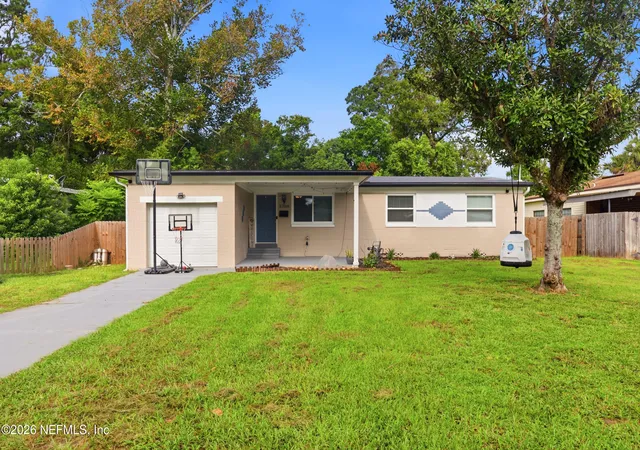 Photo 1 of Single family home for sale at 2704 Devonwood Rd, Jacksonville, FL 32211 | MLS# 2163856 | Listing updated on 2026-09-24