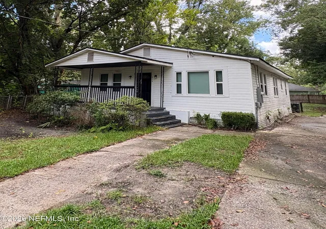Photo 1 of Single family home for sale at 5779 Sw Carver Cir, Jacksonville, FL 32208 | MLS# 2163907 | Listing updated on 2026-09-09