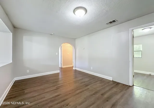 Photo 4 of Single family home for sale at 3811 Spring Park Rd, Jacksonville, FL 32207 | MLS# 2164066 | Listing updated on 2026-09-09
