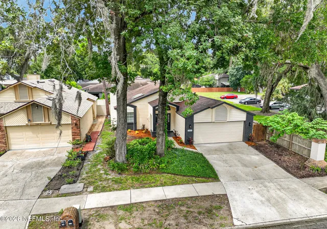 Photo 3 of Single family home for sale at 5491 Fort Caroline Rd, Jacksonville, FL 32277 | MLS# 2163971 | Listing updated on 2026-09-08