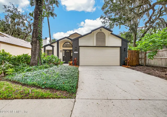 Photo 1 of Single family home for sale at 5491 Fort Caroline Rd, Jacksonville, FL 32277 | MLS# 2163971 | Listing updated on 2026-10-20
