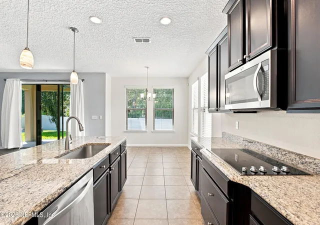 Photo 3 of Single family home for sale at 598 Amber Crk Dr, Jacksonville, FL 32218 | MLS# 2164040 | Listing updated on 2026-09-09