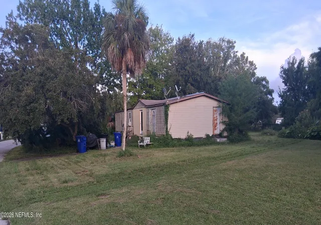 Photo 2 of Manufactured home for sale at 617 Coral Cir, Saint Augustine, FL 32080 | MLS# 2163985 | Listing updated on 2026-09-09