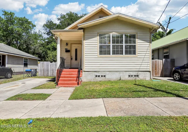 Photo 1 of Single family home for sale at 1071 Scriven St, Jacksonville, FL 32209 | MLS# 2164378 | Listing updated on 2026-10-01