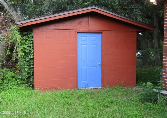 Photo 3 of Single family home for sale at 2607 Wilkins Ct, Jacksonville, FL 32209 | MLS# 2164119 | Listing updated on 2026-09-10