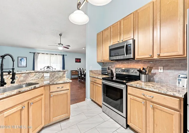Photo 4 of Single family home for sale at 13964 Crestwick Dr W, Jacksonville, FL 32218 | MLS# 2164025 | Listing updated on 2026-09-13