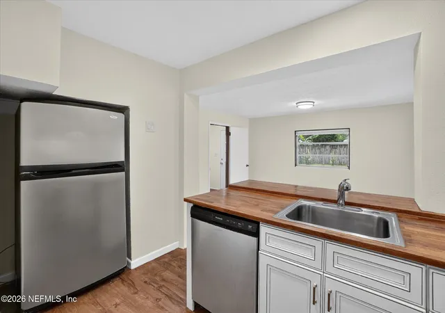 Photo 4 of Single family home for sale at 4748 Beverly Cir, Jacksonville, FL 32210 | MLS# 2163993 | Listing updated on 2026-09-09