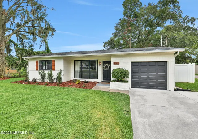 Photo 4 of Single family home for sale at 8162 Cesperdes Ave, Jacksonville, FL 32217 | MLS# 2164210 | Listing updated on 2026-09-17