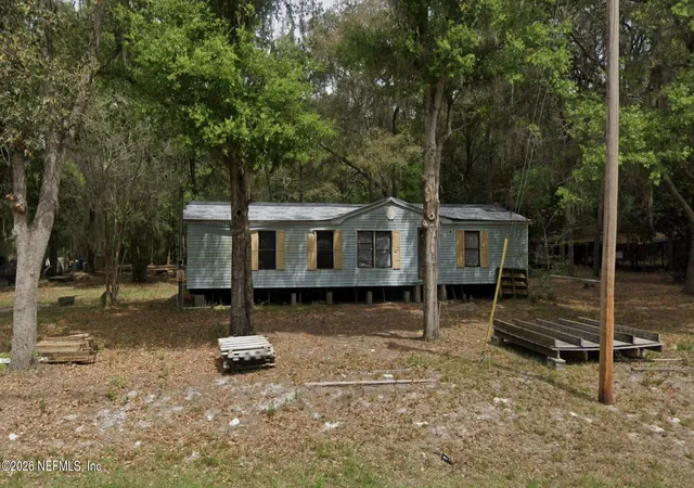Photo 2 of Manufactured home for sale at 307 N Edgeline Rd, Satsuma, FL 32189 | MLS# 2164045 | Listing updated on 2026-09-30