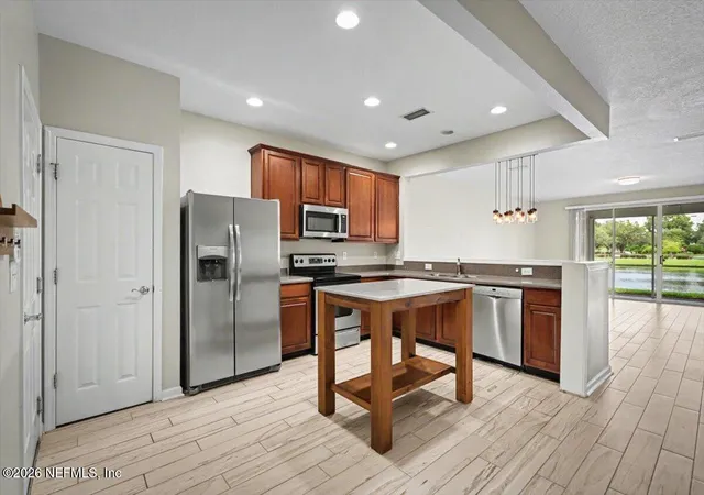 Photo 4 of Townhouse for sale at 11374 Campfield Cir, Jacksonville, FL 32256 | MLS# 2164196 | Listing updated on 2026-09-10