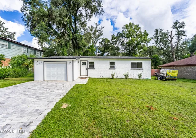 Photo 2 of Single family home for sale at 7059 Tynan Ave, Jacksonville, FL 32211 | MLS# 2164258 | Listing updated on 2026-09-17
