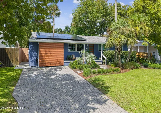 Photo 3 of Single family home for sale at 536 South St, Neptune Beach, FL 32266 | MLS# 2164223 | Listing updated on 2026-09-29