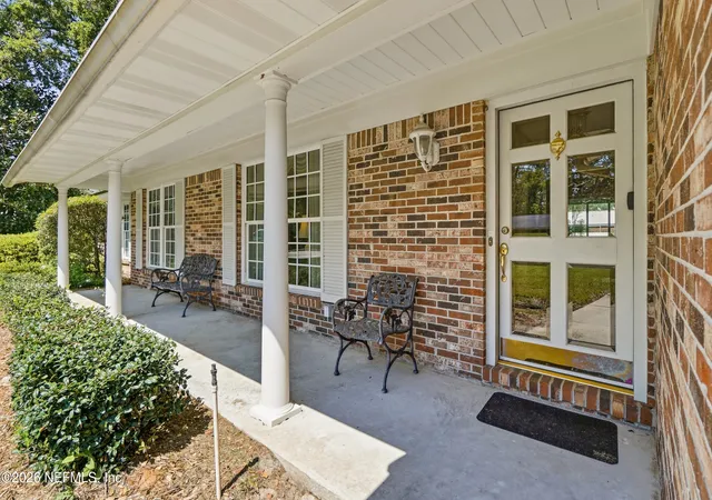Photo 2 of Single family home for sale at 3059 Indian Hl Dr, Jacksonville, FL 32257 | MLS# 2164296 | Listing updated on 2026-10-01