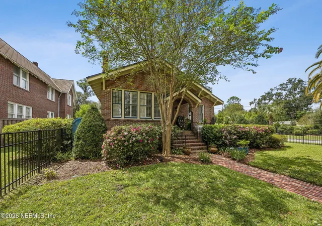 Photo 2 of Single family home for sale at 1600 Edgewood Ave S, Jacksonville, FL 32205 | MLS# 2164640 | Listing updated on 2026-09-21