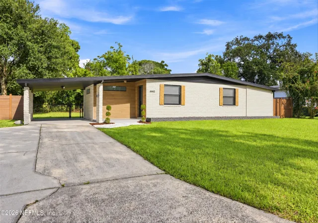 Photo 3 of Single family home for sale at 6662 Blackwood Dr, Jacksonville, FL 32277 | MLS# 2164115 | Listing updated on 2026-09-18