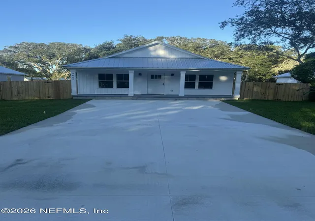 Photo 3 of Single family home for sale at 908 Kennedy Dr, Saint Augustine, FL 32084 | MLS# 2164108 | Listing updated on 2026-09-10