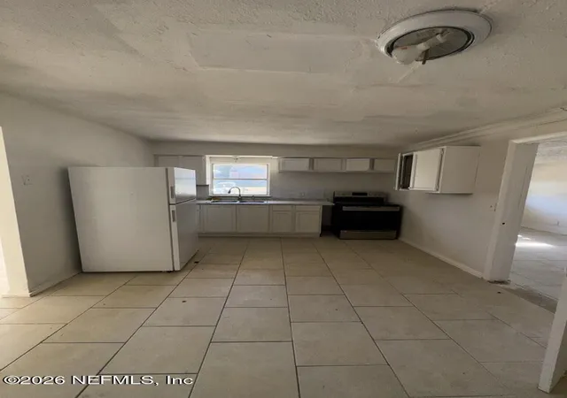Photo 4 of Single family home for sale at 1637 E 15th Street, Jacksonville, FL 32206 | MLS# 2164113 | Listing updated on 2026-09-15