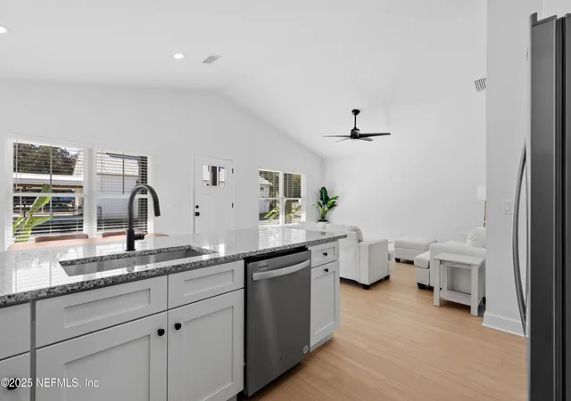 Photo 4 of Single family home for sale at 916 Kennedy Dr, Saint Augustine, FL 32084 | MLS# 2164110 | Listing updated on 2026-09-09