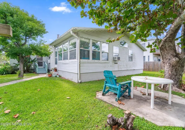 Photo 3 of Single family home for sale at 6848 Middleton Ave, Saint Augustine, FL 32080 | MLS# 2164344 | Listing updated on 2026-09-10