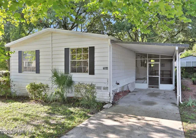 Photo 1 of Single family home for sale at 7604 Sunwood Dr, Jacksonville, FL 32256 | MLS# 2164516 | Listing updated on 2026-09-27
