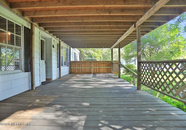 Photo 4 of Single family home for sale at 7604 Sunwood Dr, Jacksonville, FL 32256 | MLS# 2164516 | Listing updated on 2026-09-27