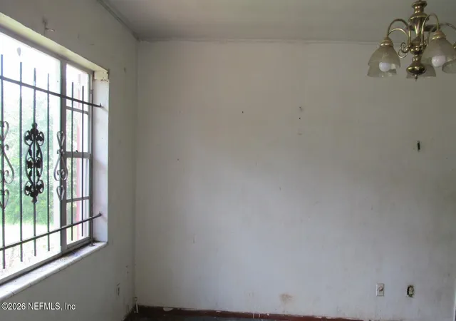 Photo 3 of Sale Pending at 35 W 44th Street, Jacksonville, FL 32208 | MLS# 2164169 | Listing updated on 2026-09-21