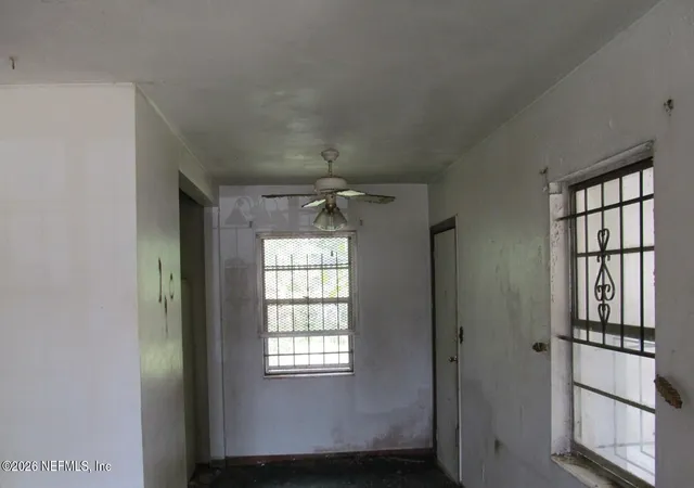 Photo 4 of Sale Pending at 35 W 44th Street, Jacksonville, FL 32208 | MLS# 2164169 | Listing updated on 2026-09-21