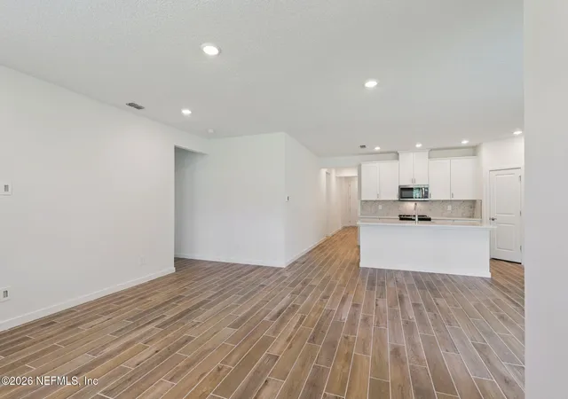 Photo 2 of Single family home for sale at 95 Wandering Crk Way, Palm Coast, FL 32164 | MLS# 2167855 | Listing updated on 2026-10-21