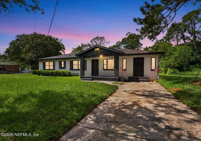 Photo 2 of Single family home for sale at 1108 Leeda Dr, Jacksonville, FL 32254 | MLS# 2164235 | Listing updated on 2026-09-10