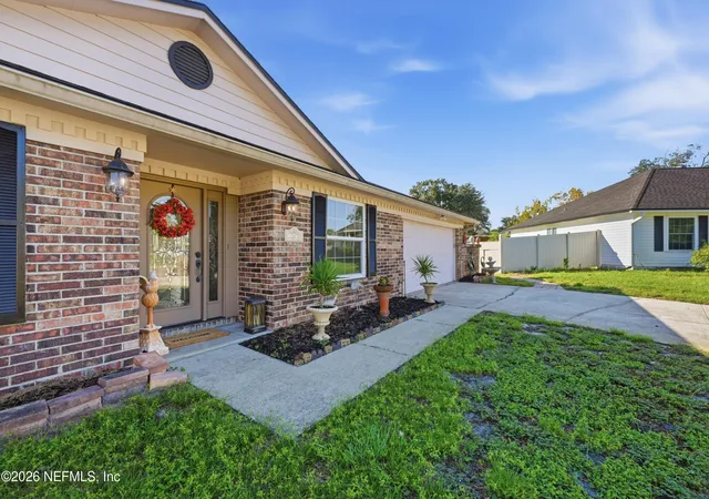 Photo 3 of Single family home for sale at 12430 Gentle Ben Ct, Jacksonville, FL 32225 | MLS# 2164384 | Listing updated on 2026-09-18
