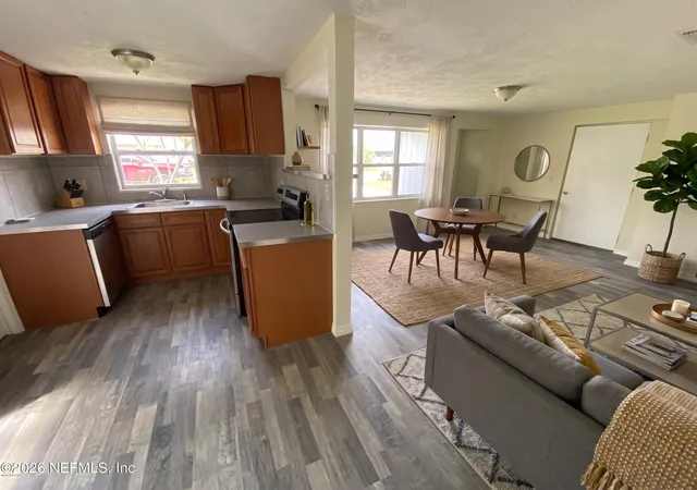 Photo 3 of Single family home for sale at 1041 Seminole Ave, Jacksonville, FL 32254 | MLS# 2164447 | Listing updated on 2026-10-07