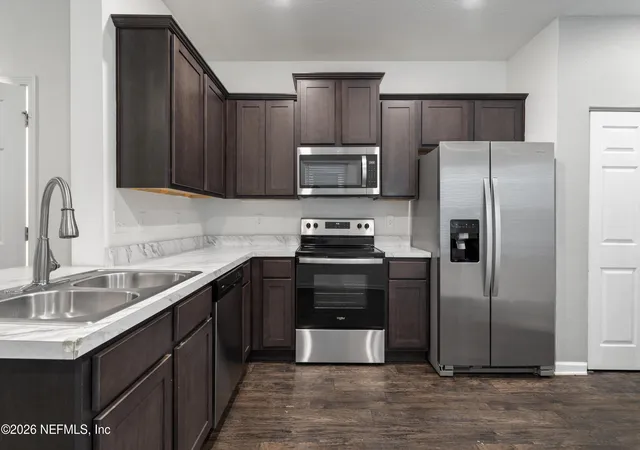 Photo 1 of Townhouse for sale at 195 Scotch Pebble Dr, Saint Johns, FL 32259 | MLS# 2166349 | Listing updated on 2026-10-21