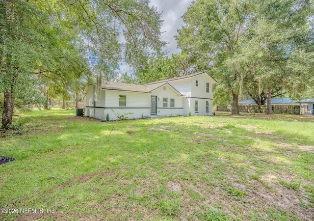 Photo 2 of Sale Pending at 86044 Faith Ave, Yulee, FL 32097 | MLS# 2164351 | Listing updated on 2026-10-14