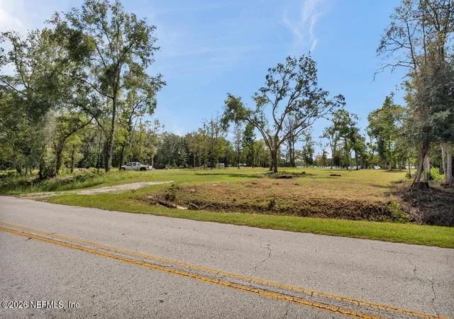 Photo 2 of Land for sale at 252 Lake Asbury Dr, Green Cove Springs, FL 32043 | MLS# 2165705 | Listing updated on 2026-09-29