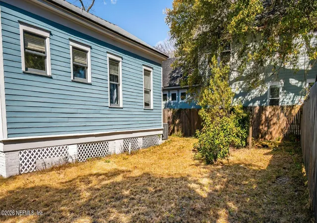 Photo 13 of Sale Pending at 443 E 3rd Street, Jacksonville, FL 32206 | MLS# 2164880 | Listing updated on 2026-10-15