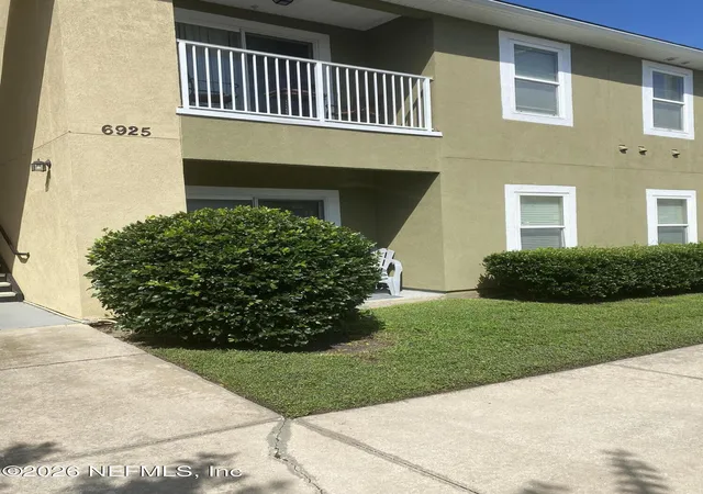 Photo 1 of Condo for sale at 6925 Ortega Woods Dr #4-3, Jacksonville, FL 32244 | MLS# 2164551 | Listing updated on 2026-09-11