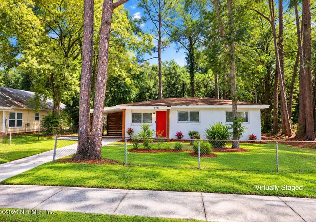 Photo 2 of Sale Pending at 9135 Spottswood Rd, Jacksonville, FL 32208 | MLS# 2164626 | Listing updated on 2026-09-28