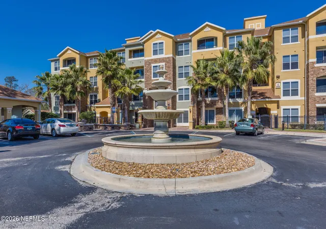 Photo 3 of Condo for sale at 8539 W Gate Pkwy #9101, Jacksonville, FL 32216 | MLS# 2164585 | Listing updated on 2026-10-02